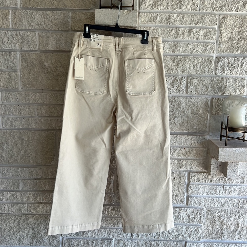 GEMMA High Rise Mod Sailor
in Blanch NWT - Picture 6 of 13
